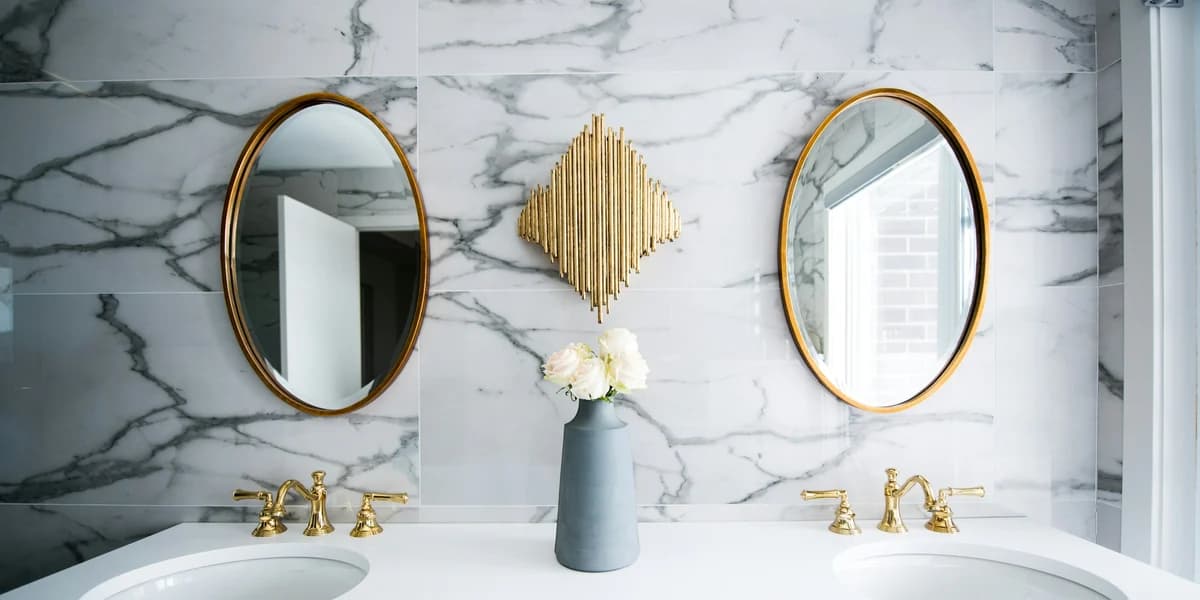 Bright modern bathroom with coordinated wall, floor, and bathtub tile